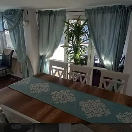V Soukromi Karin Apartament